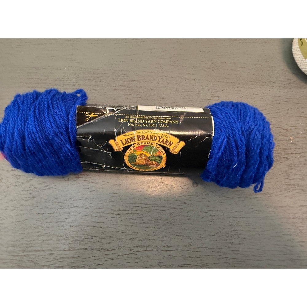 Lion Brand Yarn Royal Blue Vintage Skein Knitting Crochet Crafting Supplies